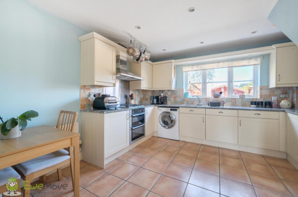House in Reading - View 4