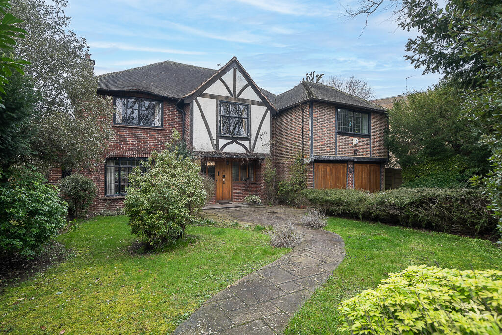 Main image of property: Inner Park Road