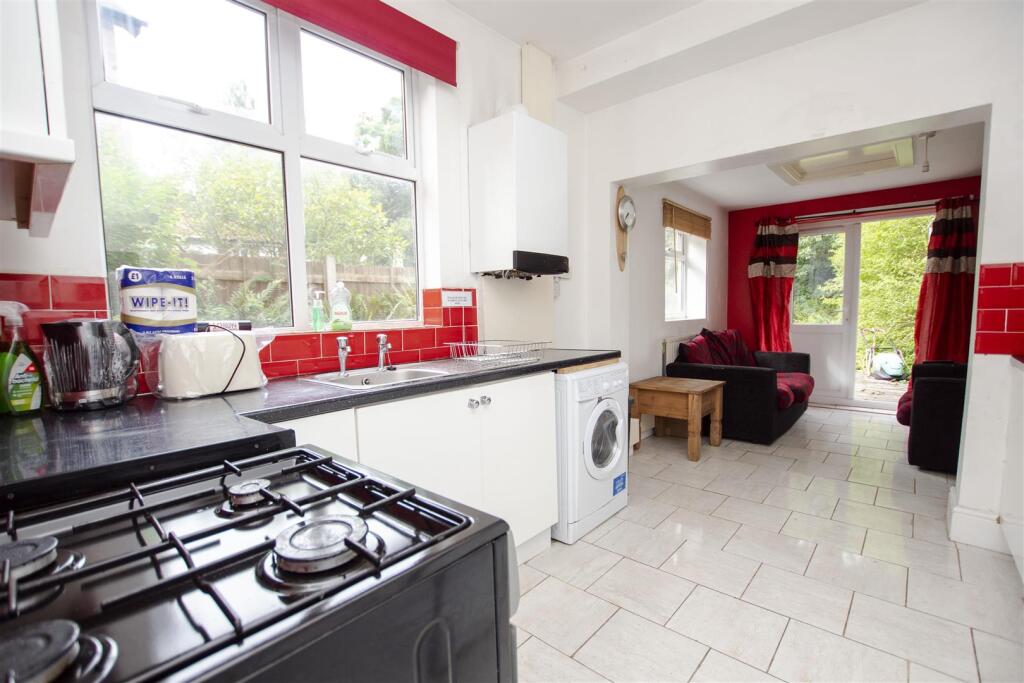 5 bedroom house for rent
