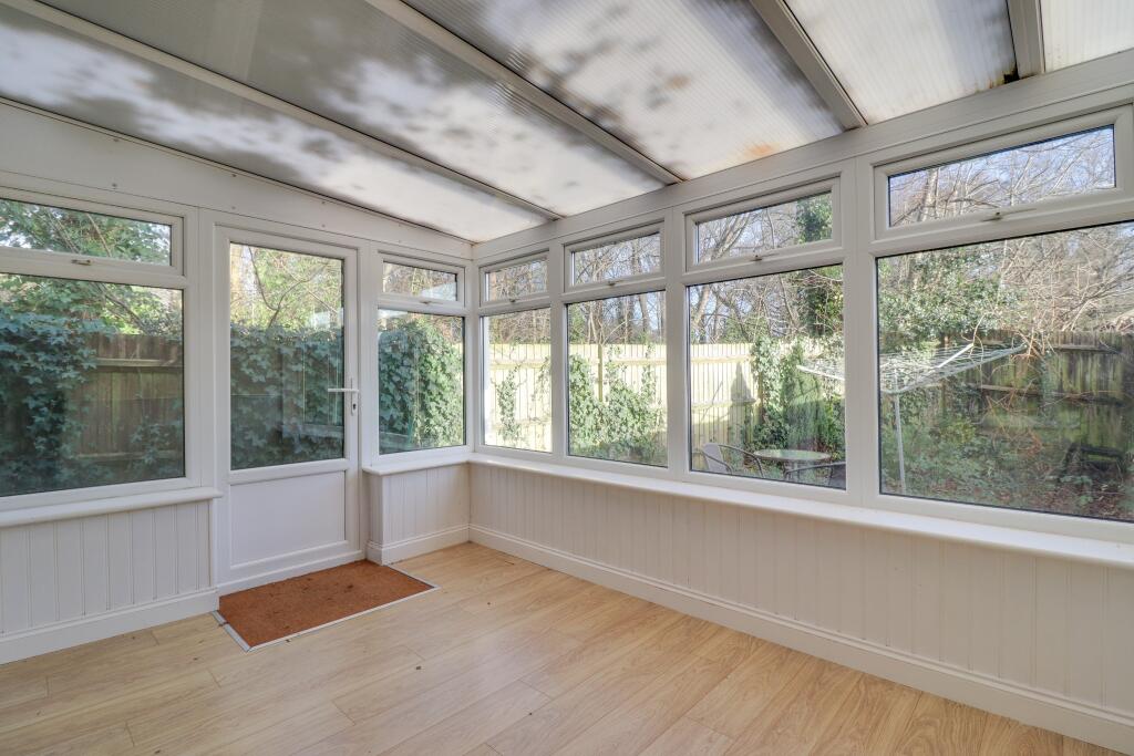 Bevan Close, Woolston photo 4