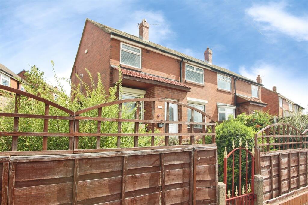 Main image of property: Manor Crescent, Rothwell, Leeds