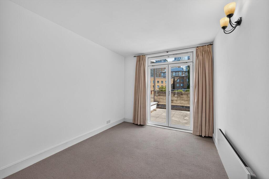 Apartment in London - More