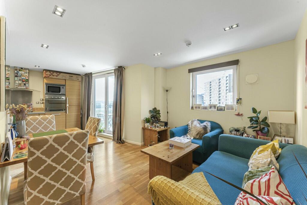 Main image of property: Limeharbour, London, E14