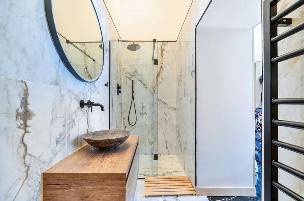 House in West Pennard, Somerset - More