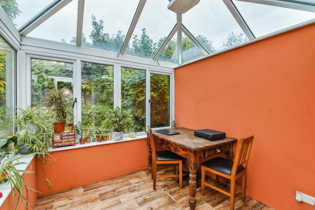 House in Bath - View 5