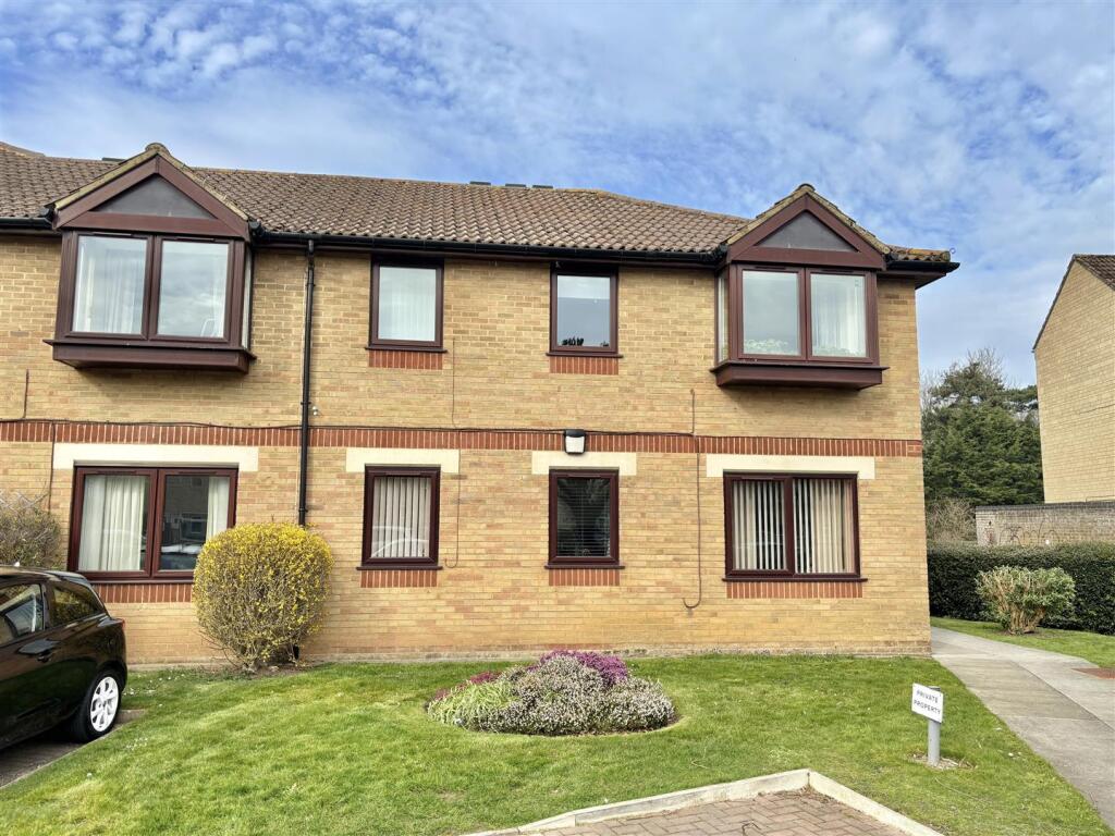 1-bed other on Charter Road, Chippenham, £115,000