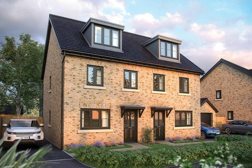 3-bed semi-detached on Primrose Drive, Oundle, Peterborough, £320,000