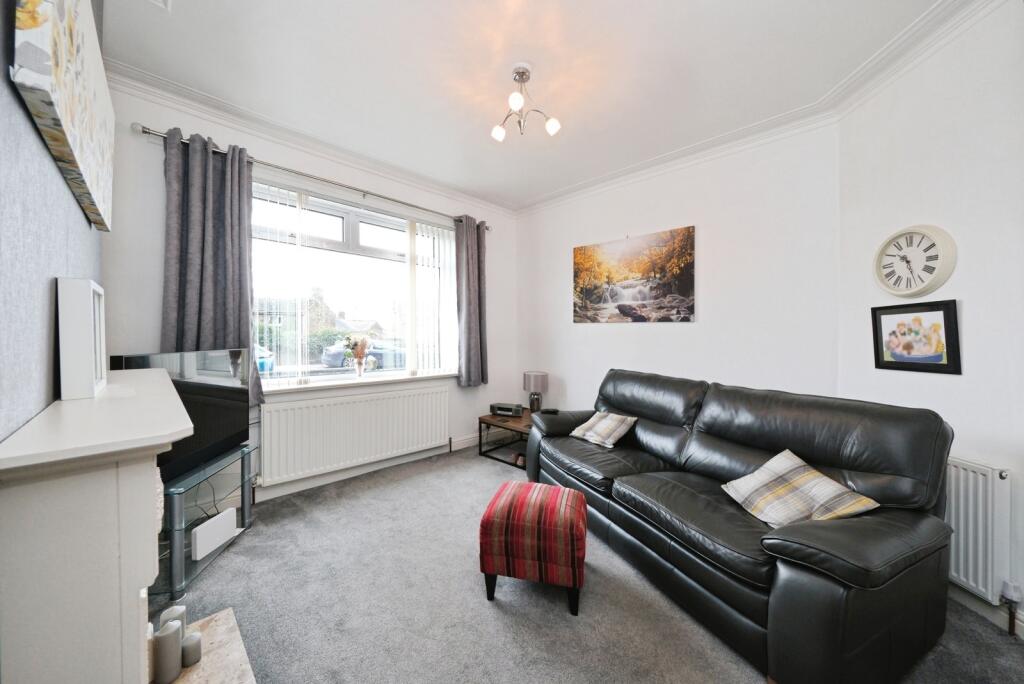 House in Barnsley, South Yorkshire - More