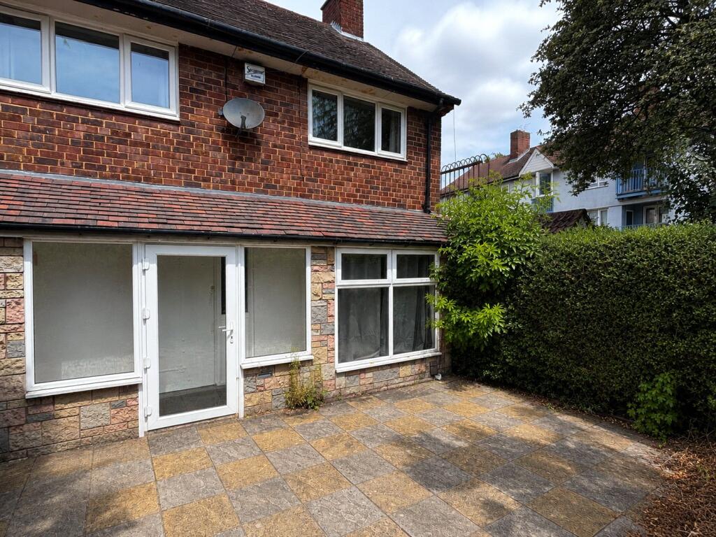 Main image of property: Broadfield Walk, Birmingham, West Midlands, B16