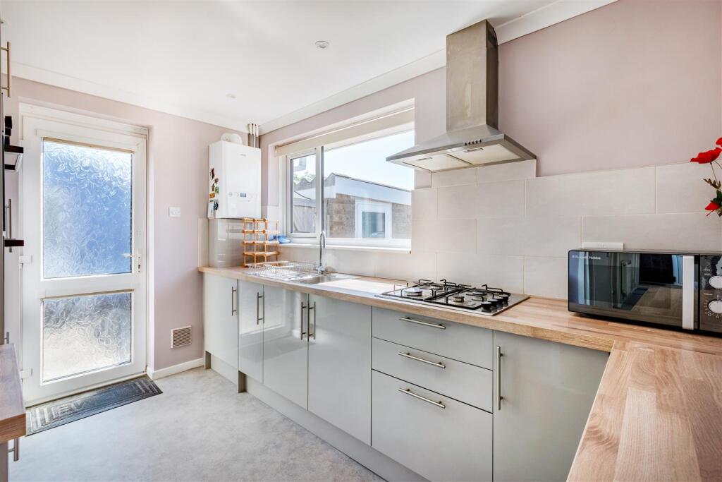 House in Portsmouth - View 4