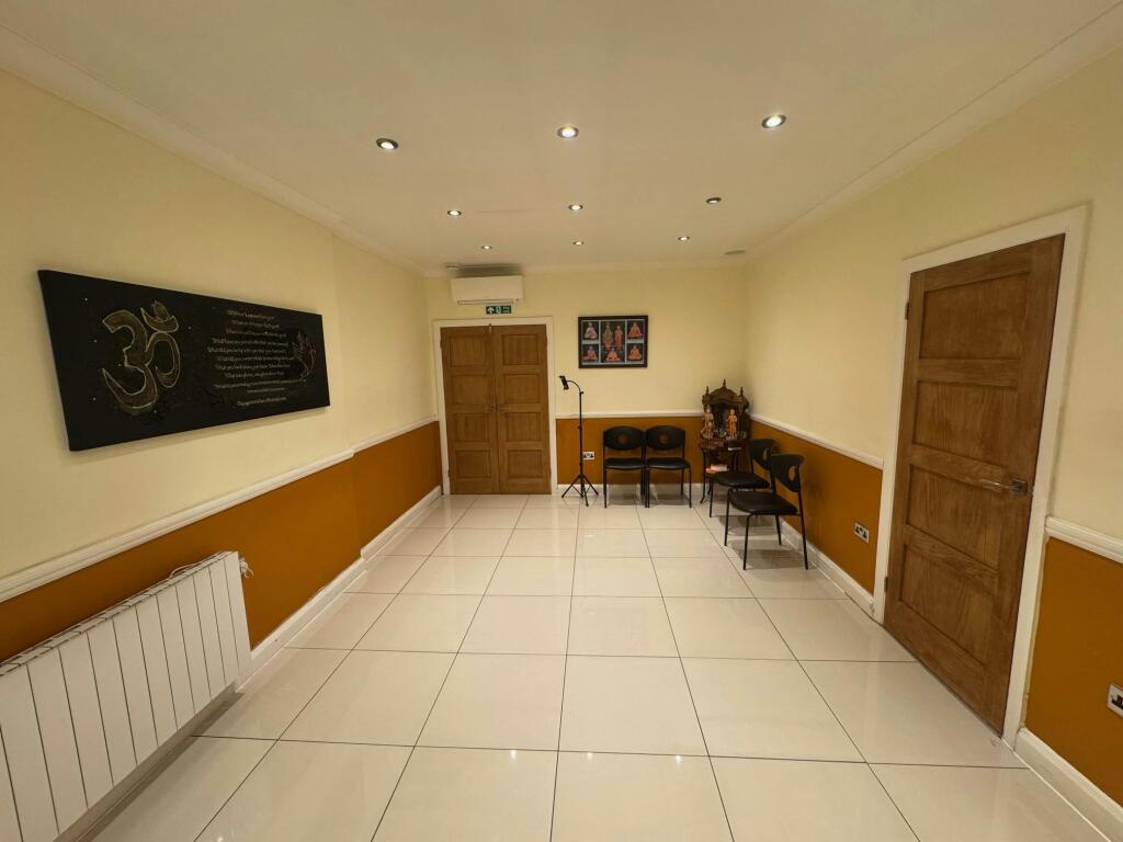 425 Honeypot Lane 16.jpg