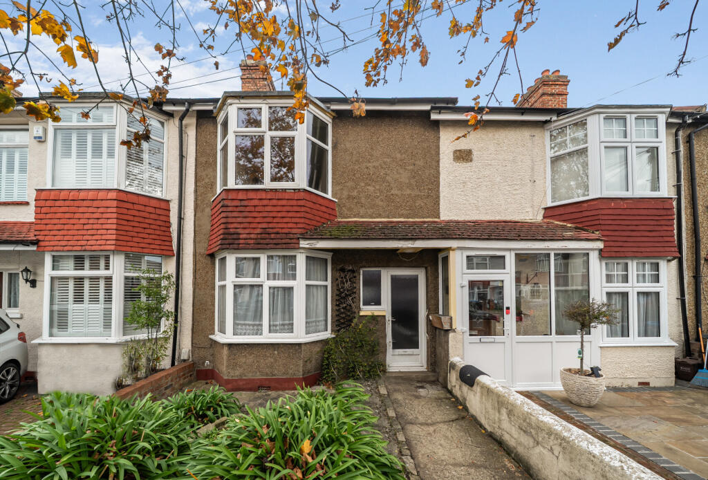 Main image of property: Glebe Avenue, Mitcham, CR4
