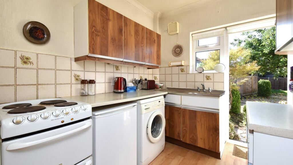 House in London - View 3