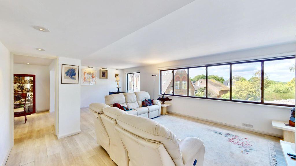 Highpoint,North Hill, Highgate Village,London,N6 - View 2