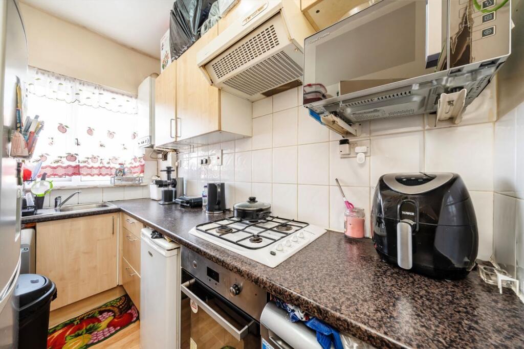 Apartment in London - View 3