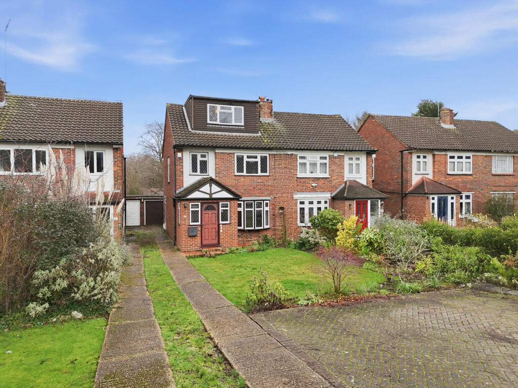 Main image of property: Hawkwood Crescent, London