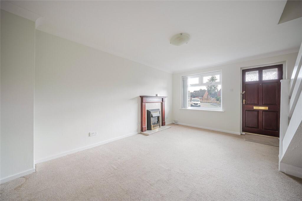 Grantley Close, Harrogate, North Yorkshire, HG3 photo 2