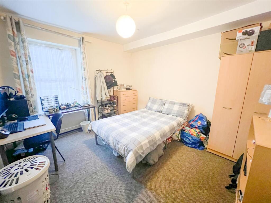House in Sheffield - View 5