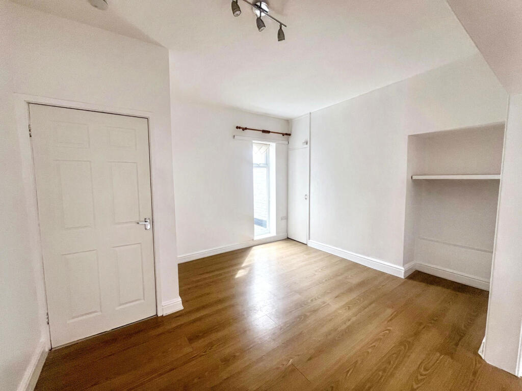 House in Newcastle upon Tyne - View 4