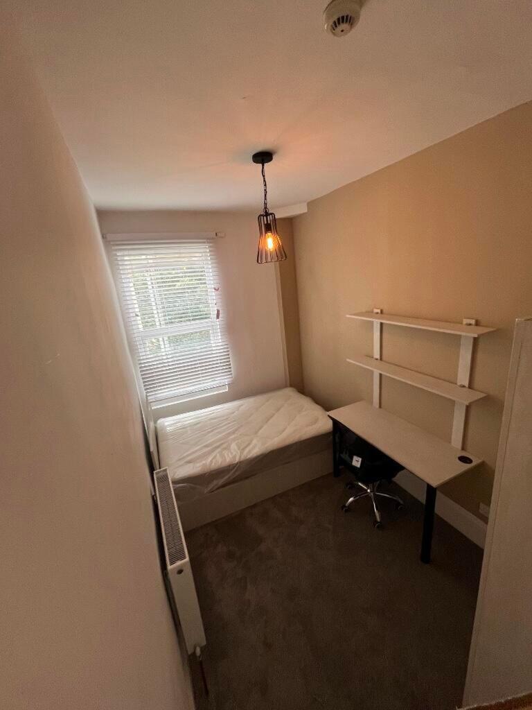 1 bedroom semi-detached house for rent