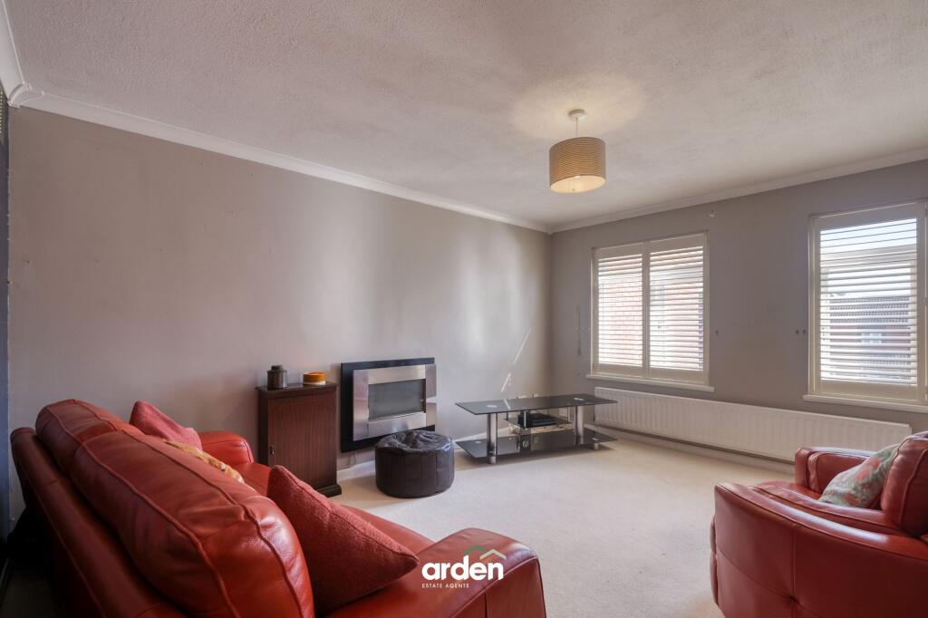 Romany Road, Rednal, B45 photo 5