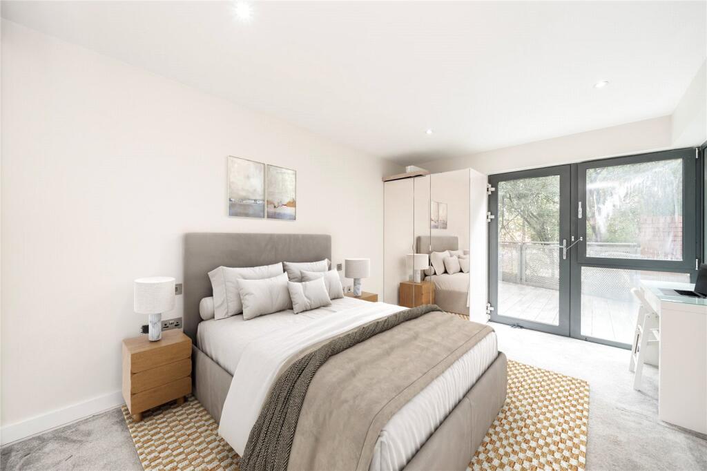 Apartment in London - View 5