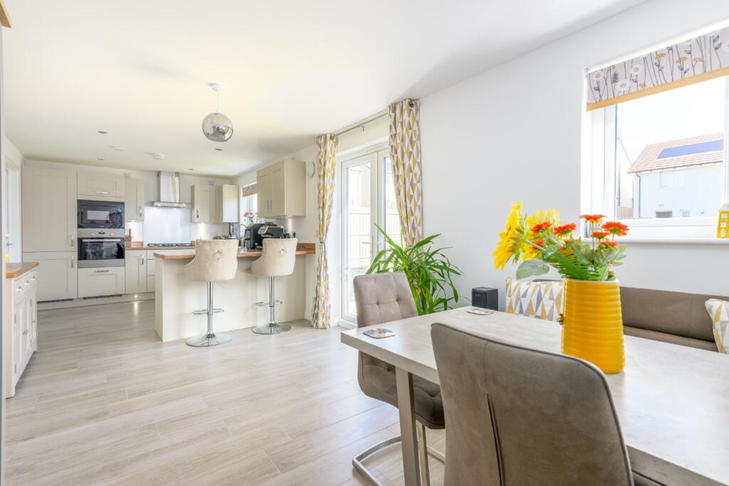 House in Inverkeithing, Spencer Fields, Fife - View 4