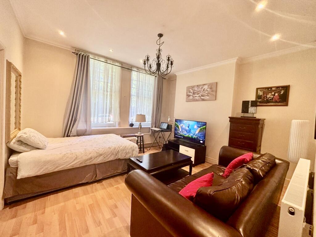 Amesbury Road,B13 photo 2