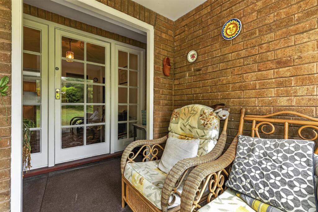 Lindhurst Lane, Mansfield - View 6