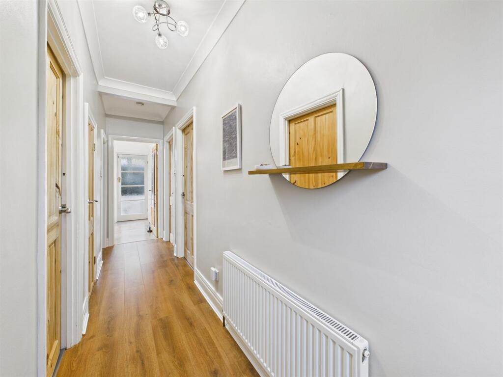 Closefield Grove, Monkseaton photo 2