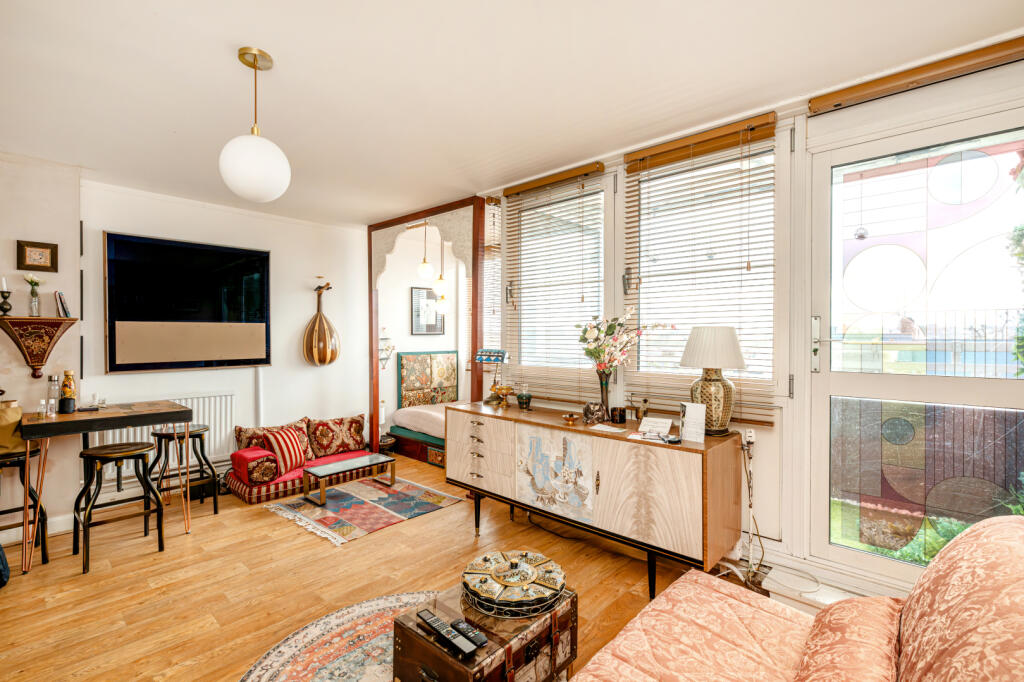 Main image of property: Oxford Gardens, London, W10