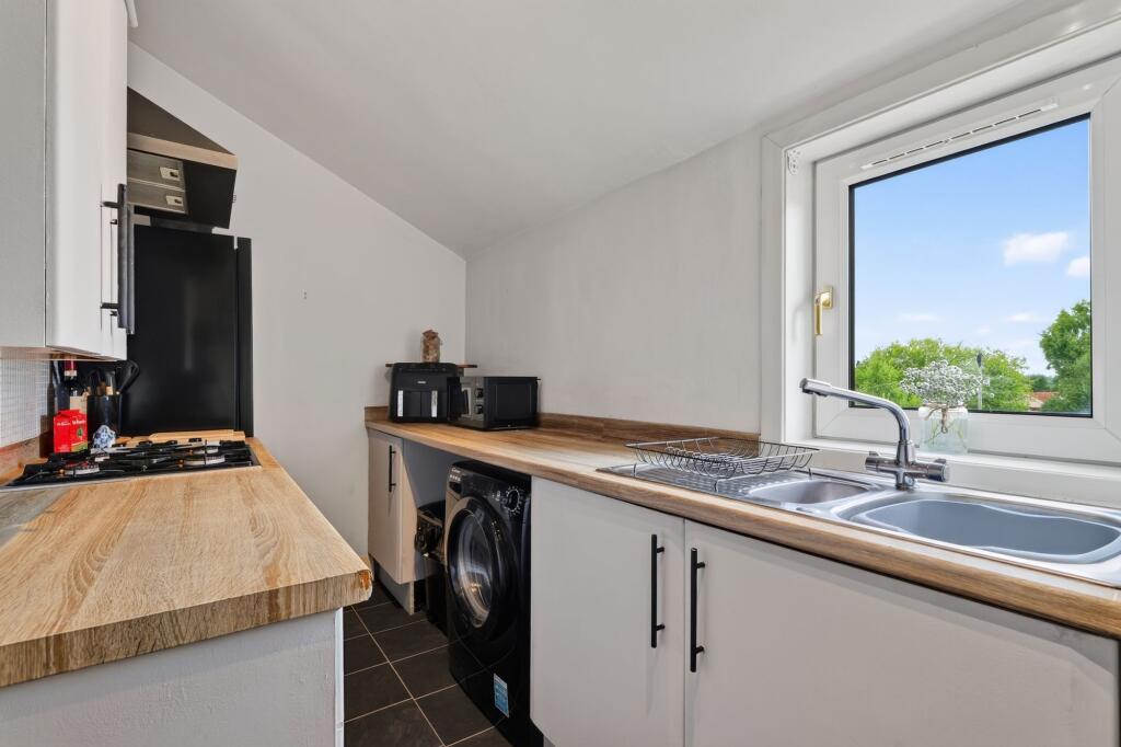 Apartment in Motherwell - View 4
