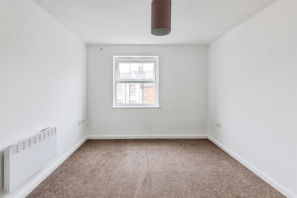 Burywell Road, WELLINGBOROUGH photo 4