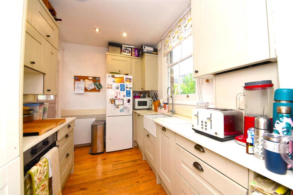 Apartment in London, Finchley - View 6
