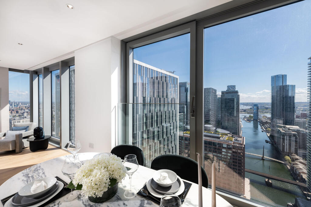 Apartment in London - View 5