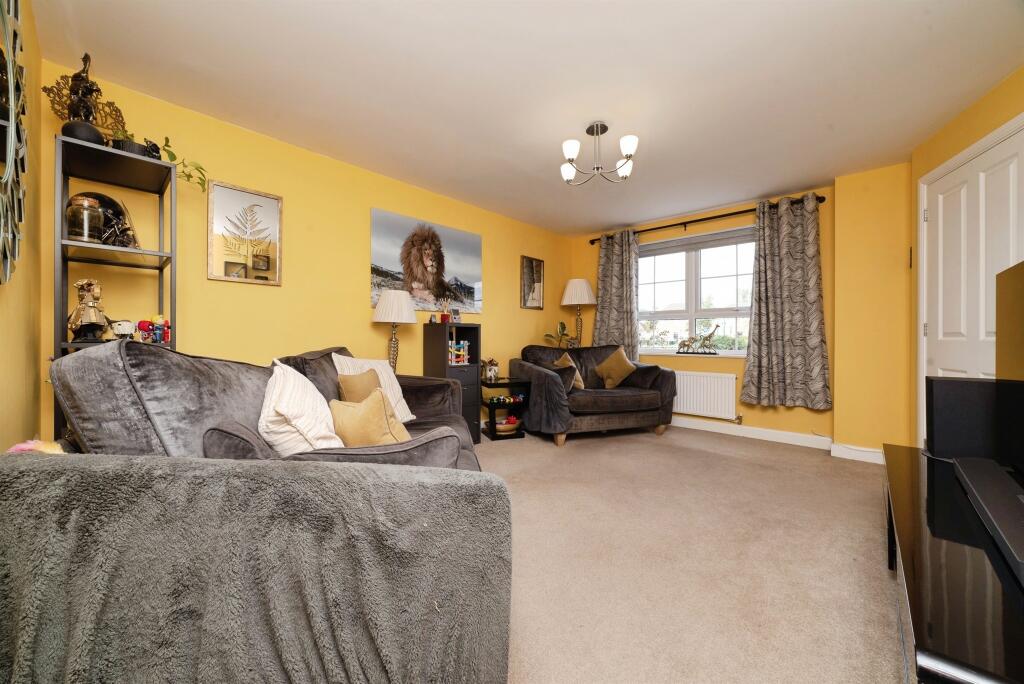 House in Woodmansey - View 2