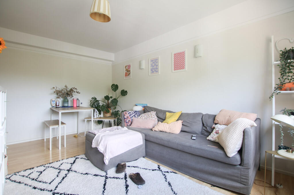 Main image of property: Fordwych Road, London, NW2