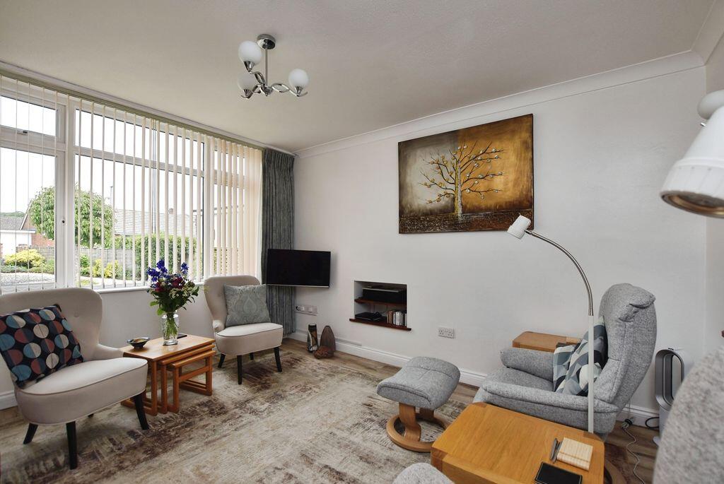 Shelley Drive, Salisbury                   ***VIDEO TOUR*** photo 4