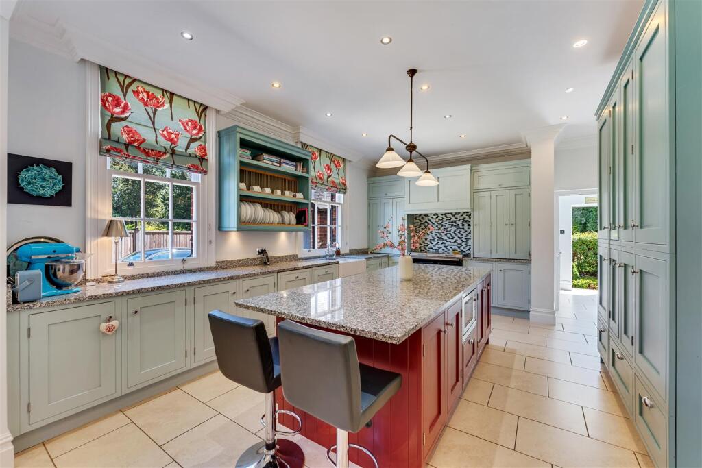 Knutsford Road, Alderley Edge photo 4
