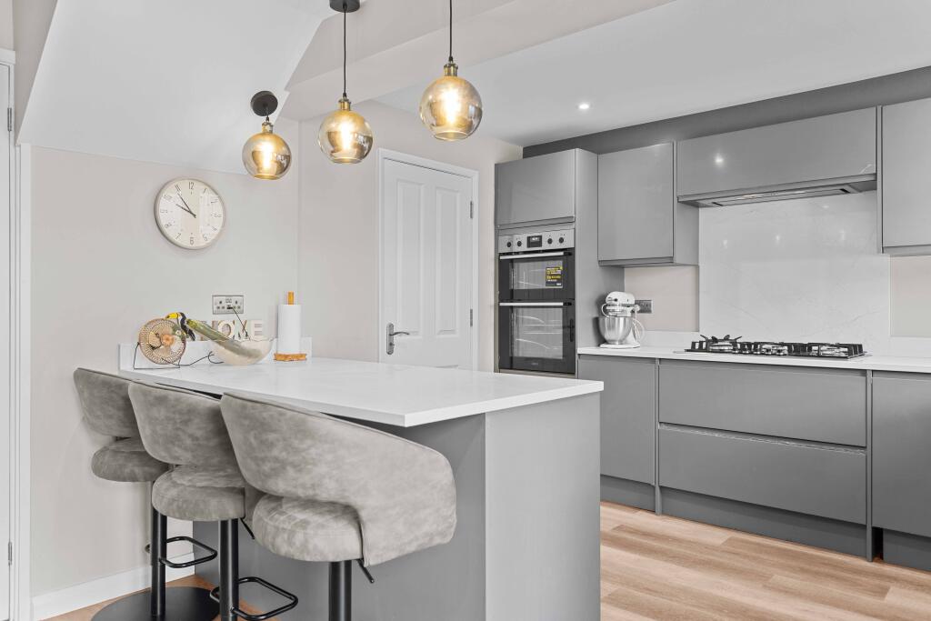 Ward Close, Wokingham, RG40 - View 4
