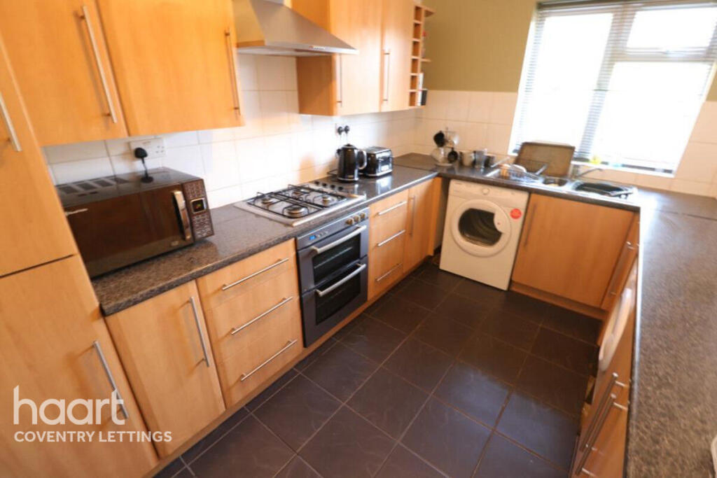 Apartment in Coventry, Allesley Green, Allesley Park - View 5