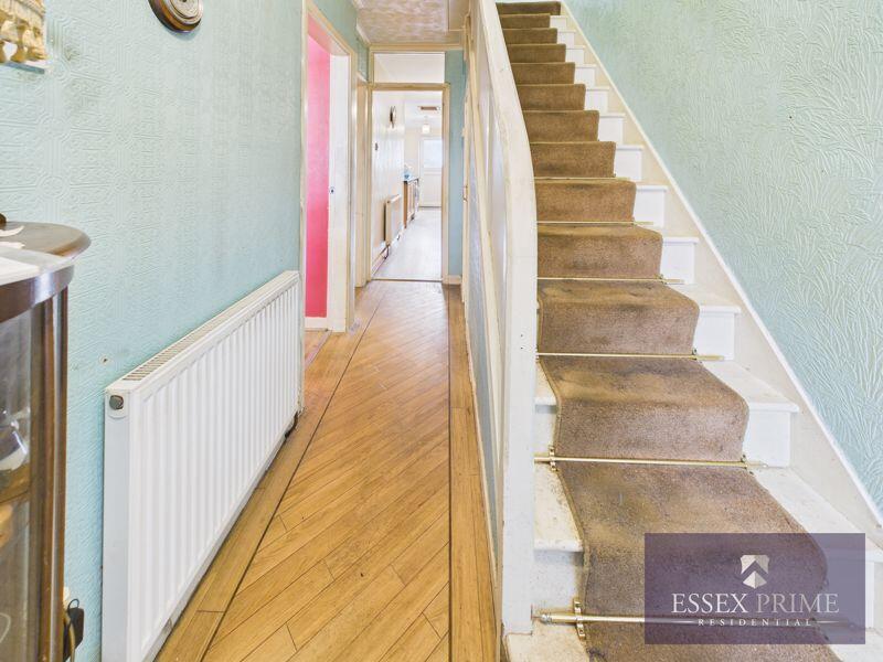 Three Bedroom terraced house Silverdale close CV2 photo 4