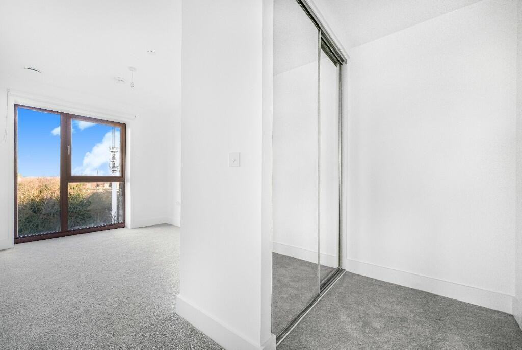 Apartment in Harlow, Essex - More