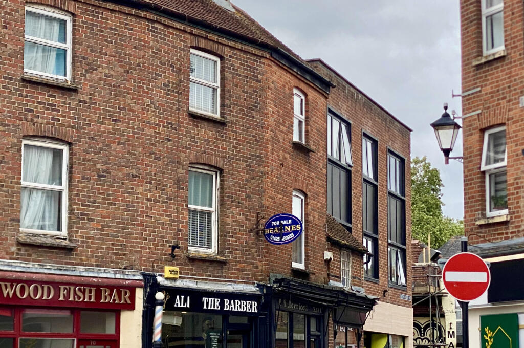 Main image of property: Town Centre, Ringwood, BH24 1AQ