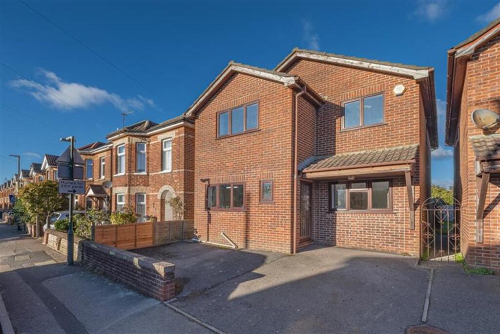 Cardigan Road, Winton, BH9