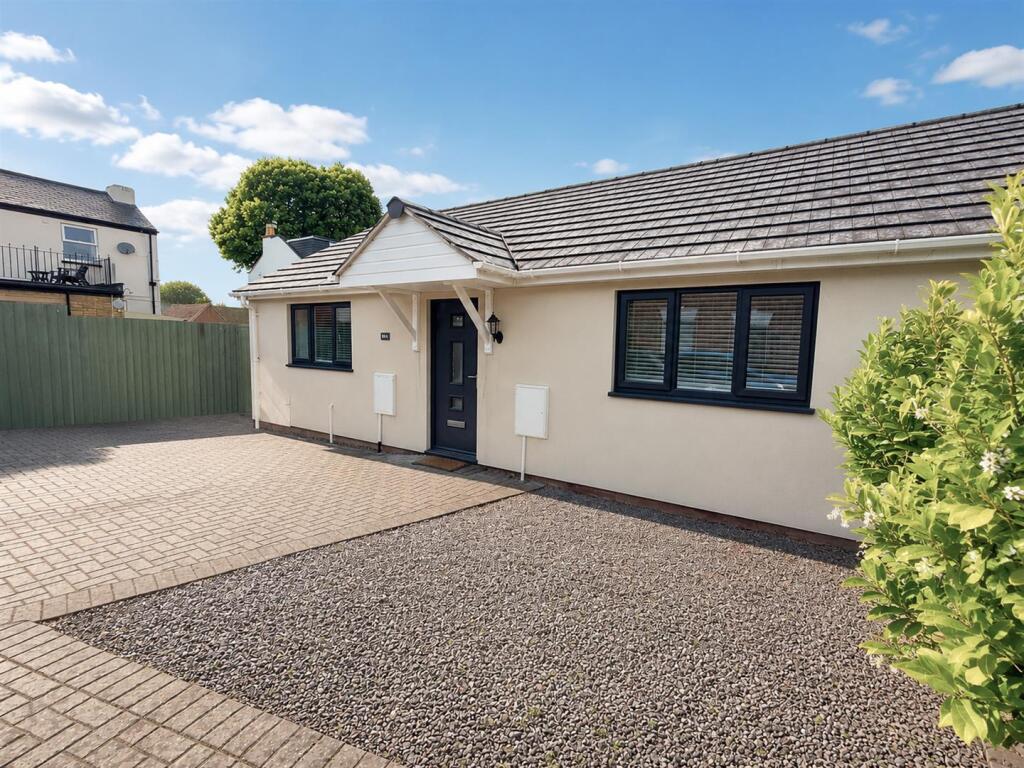Main image of property: Gloucester Road, Cheltenham GL51 8PA