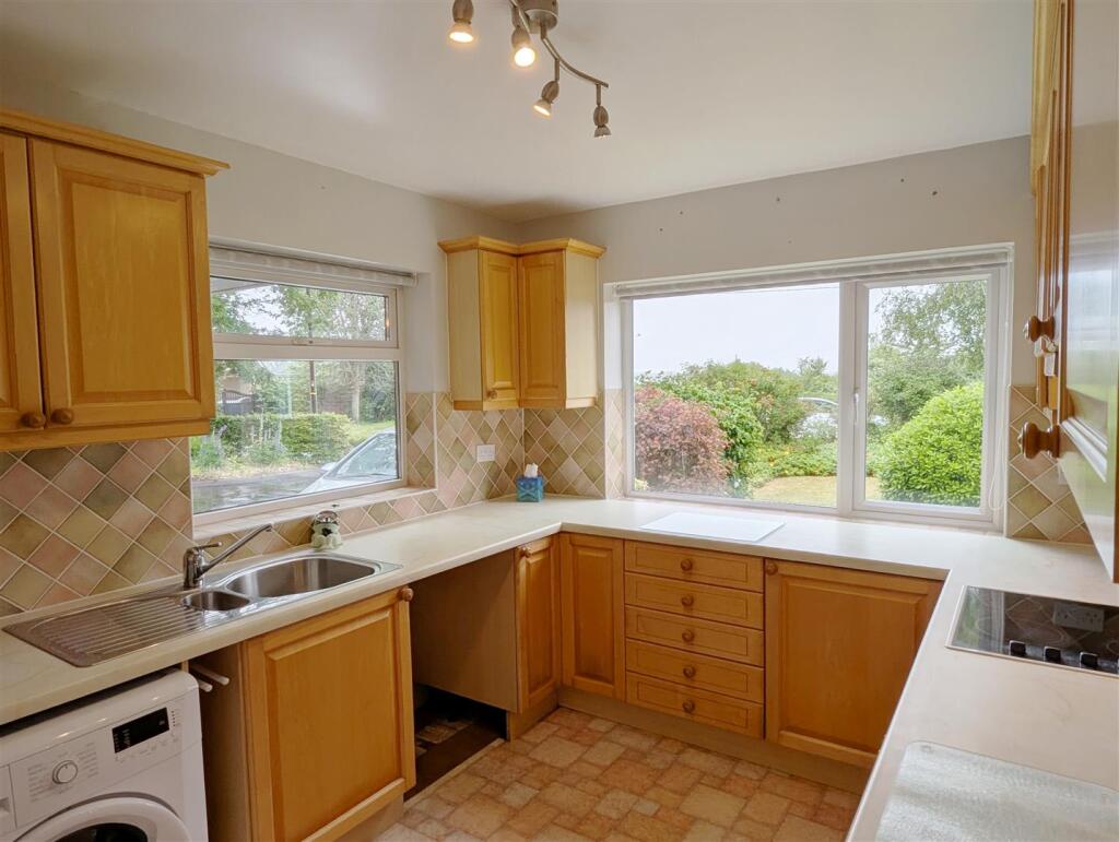 House in Newbury, West Berkshire - View 3