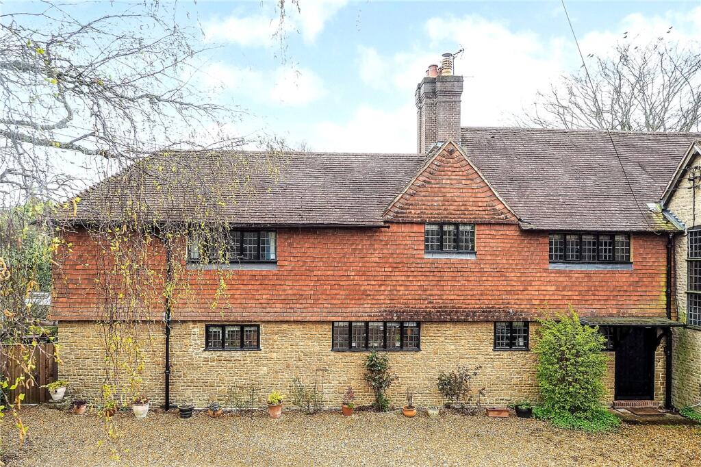 Main image of property: The Purrocks, Petersfield, Hampshire, GU32