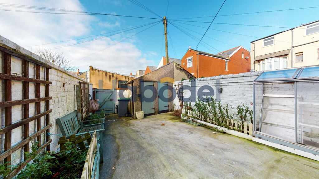 Property photo 8
