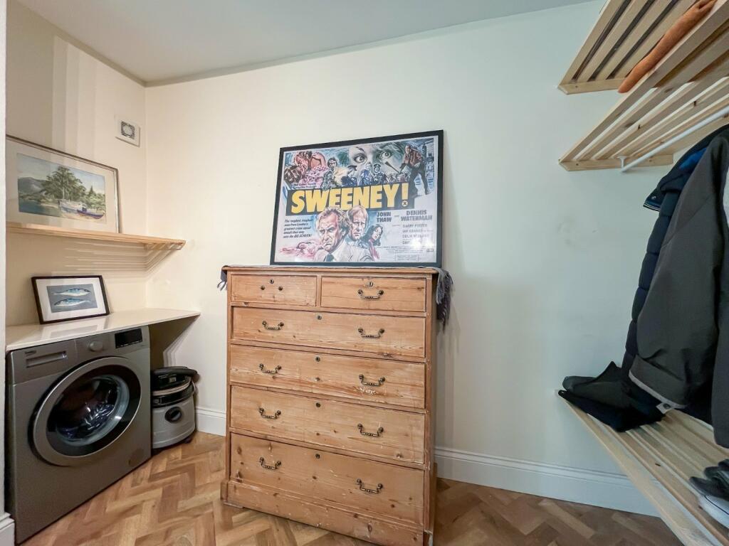 Apartment in Clevedon, West End - More